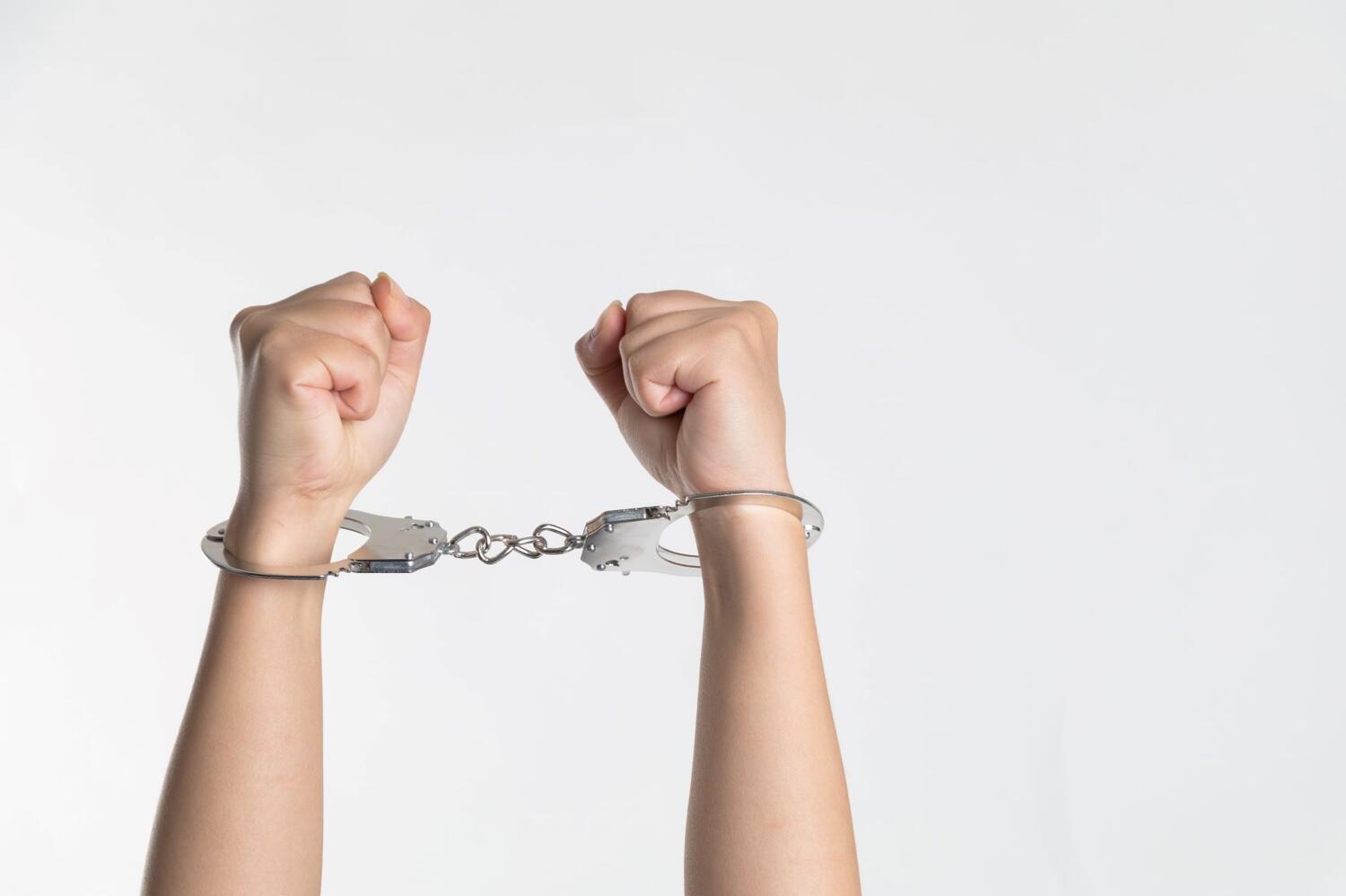  Golden Handcuffs: What Employee Survey Responses Reveal About Burnout