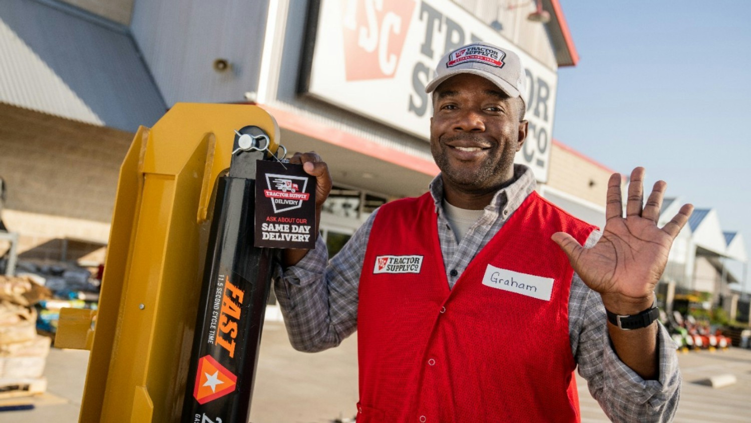 At Tractor Supply, we believe in having fun while working. Our Team Members greet customers with smiles on their faces. 